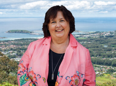 phot of Heather McKinnon with Coffs Harbour in the bakcground
