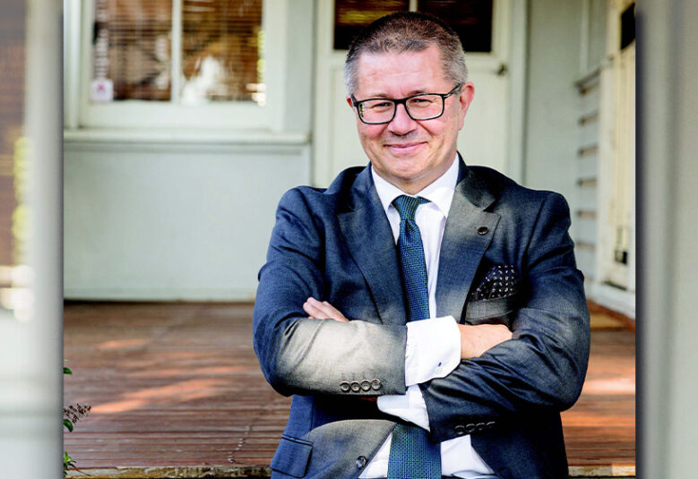 photo of sole practitioner David Pheeney